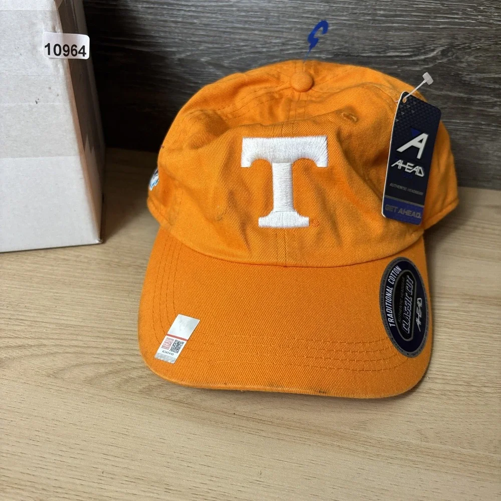 Tennessee Volunteers Hat Cap Strap Back NCAA Football Music City Bowl Mens